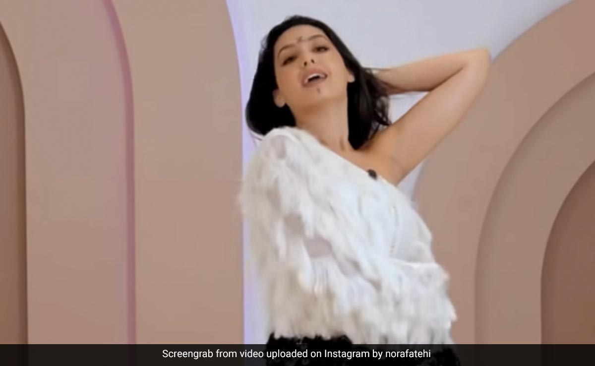 Let Nora Fatehi From Her Latest Video, Help You Dance Your Way To Your Fittest Self In Your Next Workout