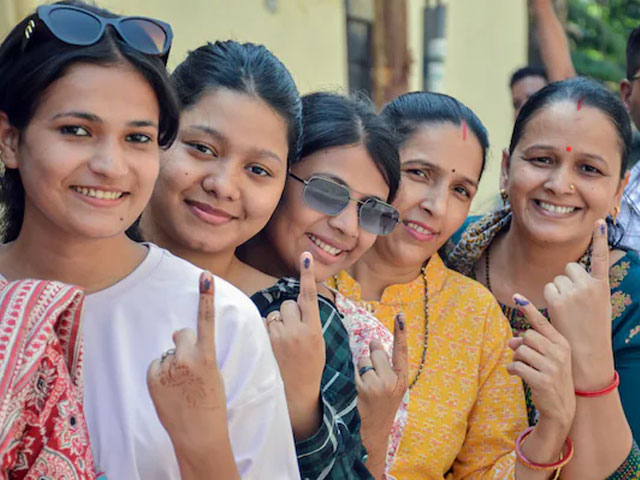 Bihar Election 2025: इस ऐप पर मिलेगी वोटिंग से जुड़ी हर जानकारी, जानें कैसे करेगा काम और क्या हैं इसके फायदे