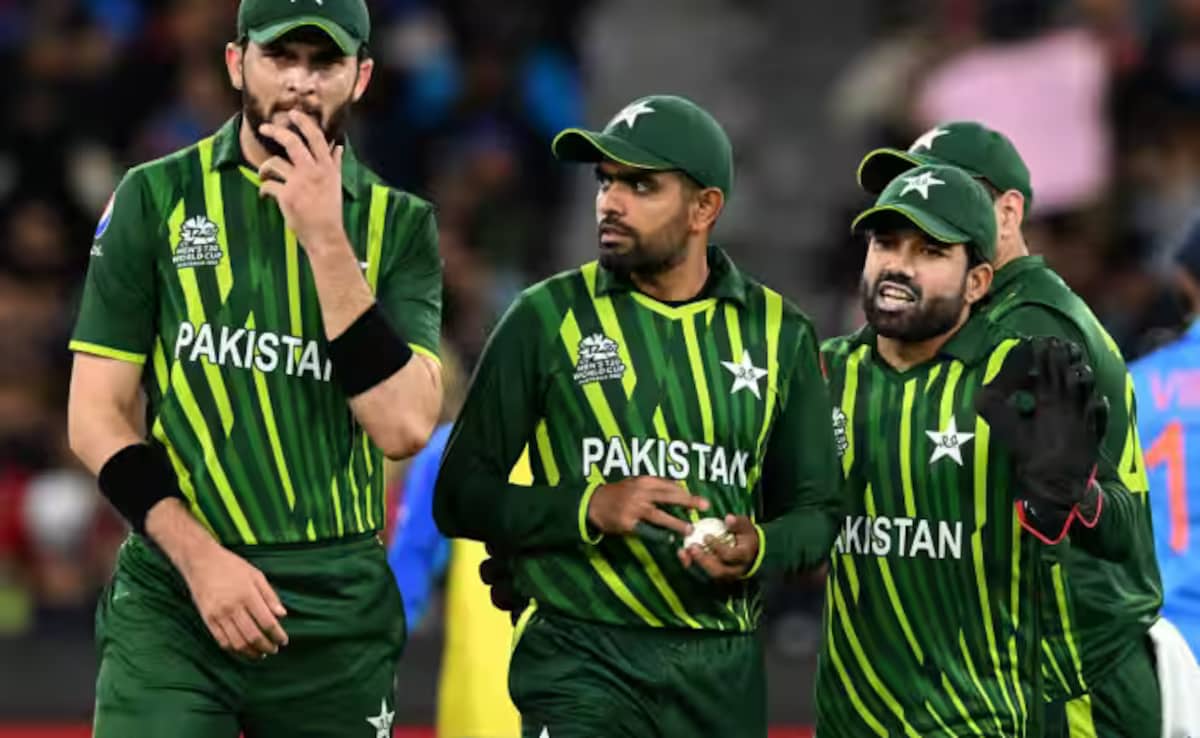 No Salary For 4 Months, Pakistan Stars Babar Azam, Mohmmad Rizwan, Shaheen Afridi Left Waiting No Salary For 4 Months, Pakistan Stars Babar Azam, Mohmmad Rizwan, Shaheen Afridi Left Waiting