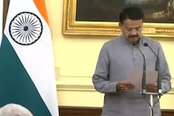 Lok Sabha First Session: राष्ट्रपति ने भर्तृहरि महताब को दिलाई प्रोटेम स्पीकर की शपथ