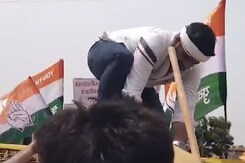 डिडवाना : पुलिस हिरासत में  कांग्रेस नेता अभिमन्यू पुनिया डिडवाना : पुलिस हिरासत में  कांग्रेस नेता अभिमन्यू पुनिया