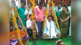 Khandwa Lok Sabha Result :&nbsp;विधानसभा में देखा हार का मुंह, अब शानदार जीत के बाद BJP सांसद ने खास अंदाज में मनाया जश्न&nbsp;