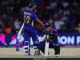 T20 WC शेवटच्या बॉलवर जिंकता-जिंकता हरलं नेपाळ, लहान मुलासारखा रडू लागला खेळाडू