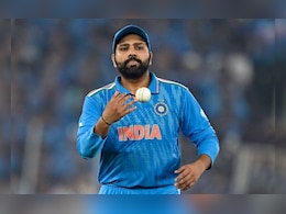 India vs Pakistan T20 World Cup: पाकिस्तान के खिलाफ भारतीय बल्लेबाजों का फ्लॉप शो, 119 रनों पर सिमटी टीम इंडिया... India vs Pakistan T20 World Cup: पाकिस्तान के खिलाफ भारतीय बल्लेबाजों का फ्लॉप शो, 119 रनों पर सिमटी टीम इंडिया...