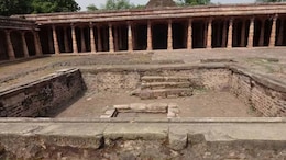 धार&nbsp;भोजशाला में&nbsp;ASI सर्वे के 90 दिन हुए पूरे, अब तक मिले ये अवशेष