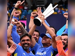 Rahul Dravid Farewell: भारतीय खिलाड़ियों ने कोच द्रविड़ को कंधे पर उठाया, ऐसे दी यादगार विदाई