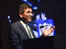 न्यायाधीश के रूप में 24 साल के अपने कार्यकाल में कभी राजनीतिक दबाव का सामना नहीं किया: CJI चंद्रचूड़ न्यायाधीश के रूप में 24 साल के अपने कार्यकाल में कभी राजनीतिक दबाव का सामना नहीं किया: CJI चंद्रचूड़