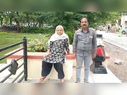Rajsamand News: बहू ने जमीन हथियाने के बाद बुजुर्ग महिला को छोड़ा बेसहारा, SP से लगाई न्याय की गुहार Rajsamand News: बहू ने जमीन हथियाने के बाद बुजुर्ग महिला को छोड़ा बेसहारा, SP से लगाई न्याय की गुहार