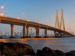 Mumbai Man Falls Into Sea While Talking Photos With Friends, Dies