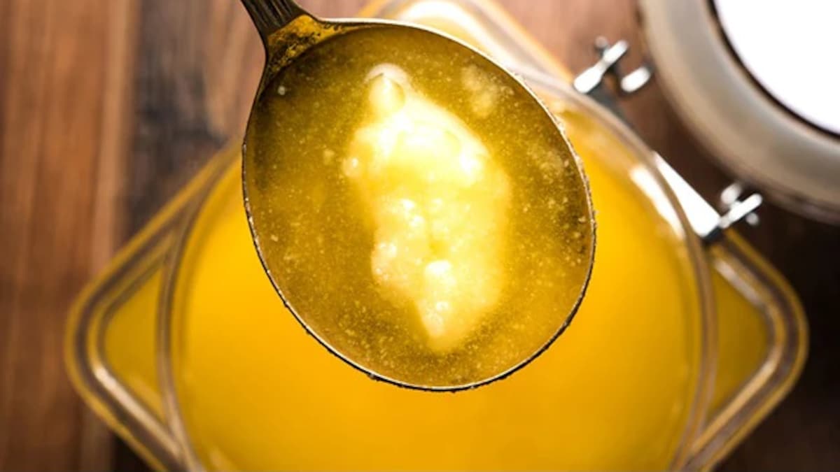 Should You Cook Everything In Ghee? Pros And Cons You Need To Know