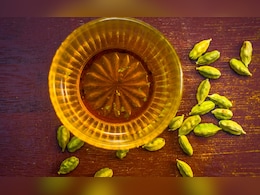 सुबह खाली पेट इस तरह से पी लीजिए हरी इलायची का पानी, इसके बाद जो होगा वो आप सोच भी नहीं सकते सुबह खाली पेट इस तरह से पी लीजिए हरी इलायची का पानी, इसके बाद जो होगा वो आप सोच भी नहीं सकते