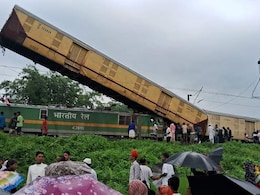 Kanchanjunga Express Accident Highlights:  PM Takes Stock, Rail Minister Reaches On Bike Kanchanjunga Express Accident Highlights:  PM Takes Stock, Rail Minister Reaches On Bike