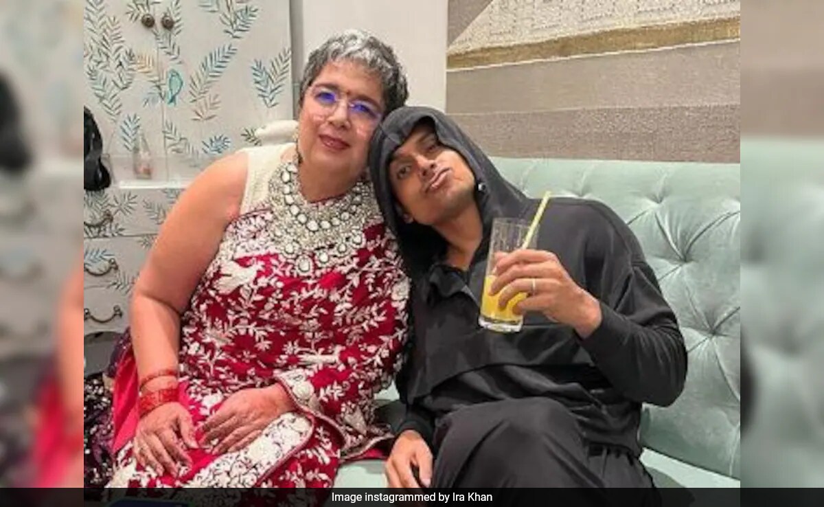Reena Dutta And Nupur Shikhare In A Candid Pic. Courtesy Ira Khan
