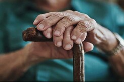 Helpage India Report: बहुओं से ज्यादा बेटे कर रहे बुजुर्गों को प्रताड़ित, रिपोर्ट में खुलासा Helpage India Report: बहुओं से ज्यादा बेटे कर रहे बुजुर्गों को प्रताड़ित, रिपोर्ट में खुलासा