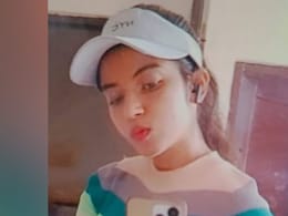 "Lady Don" Who Honey-Trapped Burger King Victim Spotted At Rail Station "Lady Don" Who Honey-Trapped Burger King Victim Spotted At Rail Station