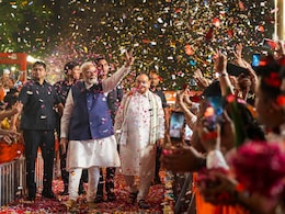 PM Modi To Take Oath On Saturday, Submits Resignation To President PM Modi To Take Oath On Saturday, Submits Resignation To President