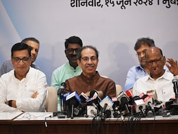 ठाकरेंचं ठरलं! मुंबईतल्या कोणत्या जागा लढणार? यादी आली समोर ठाकरेंचं ठरलं! मुंबईतल्या कोणत्या जागा लढणार? यादी आली समोर