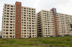 Mumbai: मराठियों की घटती आबादी से परेशान शिवसेना उद्धव गुट, घर आरक्षित करने की उठाई मांग