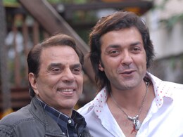 हेमा मालिनी और धर्मेंद्र की शादी से खुश नहीं थे बॉबी देओल, कर ली थी पिता से बगावत, करने लगे थे ऐसी हरकतें हेमा मालिनी और धर्मेंद्र की शादी से खुश नहीं थे बॉबी देओल, कर ली थी पिता से बगावत, करने लगे थे ऐसी हरकतें