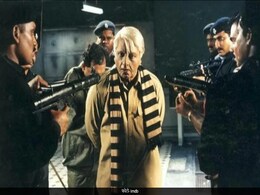 मार्शल आर्ट की कला में माहिर था सेनापती, दो उंगलियों के वार से पहुंचा देता था अस्पताल, बॉक्स ऑफिस पर कहलाया कमाई का किंग मार्शल आर्ट की कला में माहिर था सेनापती, दो उंगलियों के वार से पहुंचा देता था अस्पताल, बॉक्स ऑफिस पर कहलाया कमाई का किंग