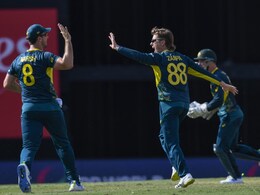 T20 World cup 2024, AUS vs NAM: ऑस्ट्रेलिया ने नामीबिया को 9 विकेट से धोया, सुपर-8 में की धांसू एंट्री T20 World cup 2024, AUS vs NAM: ऑस्ट्रेलिया ने नामीबिया को 9 विकेट से धोया, सुपर-8 में की धांसू एंट्री
