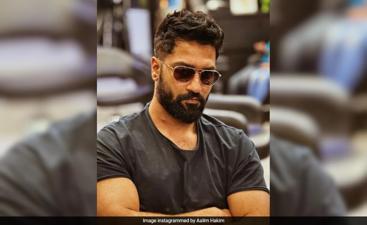 Vicky Kaushal Sports New Hair Style: "<i>Bole Toh Ekdum Chaava</i>", Writes Stylist