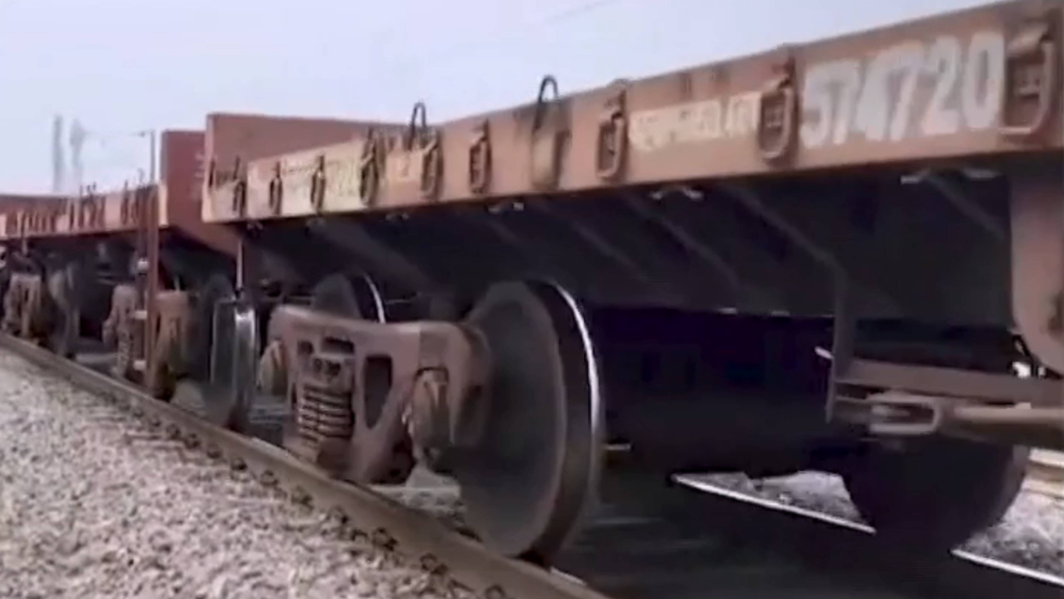 महासमुंद: ट्रेन से कटकर दो सगे भाइयों की मौत, जांच-पड़ताल में जुटी पुलिस