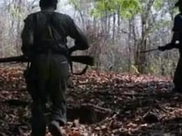 Chhattisgarh : सात नक्सली गिरफ्तार, एक महिला नक्सली ने किया आत्मसमर्पण Chhattisgarh : सात नक्सली गिरफ्तार, एक महिला नक्सली ने किया आत्मसमर्पण