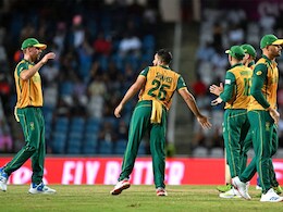 दक्षिण अफ्रीका के साथ घटी अनहोनी, खिलाड़ी एयरपोर्ट पर घंटों फंसे, जानें क्या है पूरा मामला