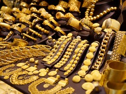 Gold Price Today: सोना-चांदी लगातार हो रहा सस्ता, क्या यही है खरीदारी का सही समय? जानें रेट