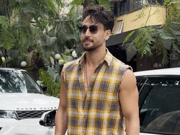 टाइगर श्रॉफ ने डेंगू से ठीक होते ही शेयर की शॉकिंग फोटो, लोग बोले- लड़का पूरा सूख गया