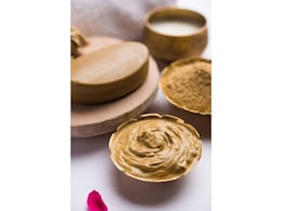 चेहरे पर ऐसे लगाएं मुल्तानी मिट्टी, निखार के साथ चमक उठेगी त्वचा चेहरे पर ऐसे लगाएं मुल्तानी मिट्टी, निखार के साथ चमक उठेगी त्वचा