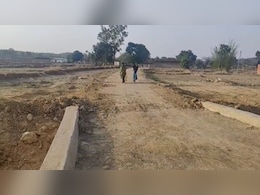 Jal Jeevan Mission: बिना किसी अनुमति के सड़क खोद रहे ठेकेदार, दोबारा बनाने के लिए भी नहीं है तैयार