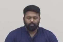 डॉक्टर से जानिए तनाव और चिंता में योग कैसे है कारगर