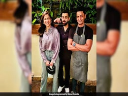 Viral: An Unseen Pic Of Anushka Sharma And Virat Kohli From The Actress' Birthday Festivities Viral: An Unseen Pic Of Anushka Sharma And Virat Kohli From The Actress' Birthday Festivities