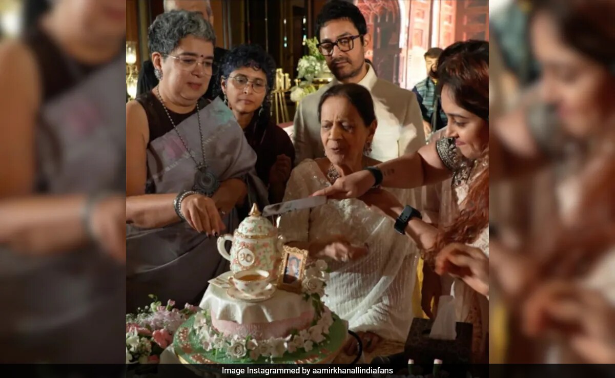 At Aamir Khan's Mother Zeenat Hussain's Birthday Party, Full House With Kiran Rao, Reena Dutta, Ira-Junaid And Others