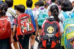 एमपी: आज से खुलेंगे सरकारी स्कूल, नए विद्यार्थियों का सीएम मोहन करेंगे स्वागत एमपी: आज से खुलेंगे सरकारी स्कूल, नए विद्यार्थियों का सीएम मोहन करेंगे स्वागत
