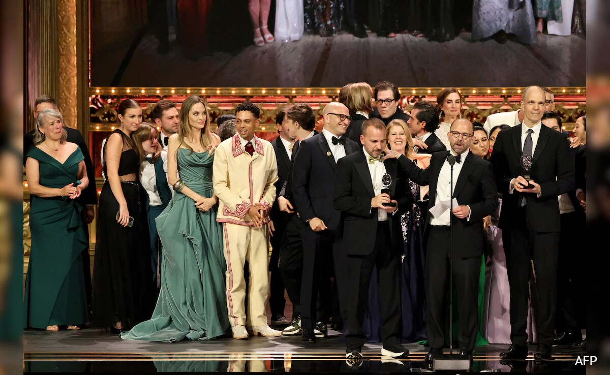 Tony Awards 2024: <I>The Outsiders</i>, <i>Stereophonic</i> Among Big Winners. See Full List