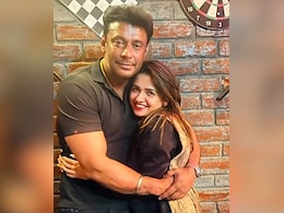 "स्वामी ने फेक आईडी से भेजे थे पवित्रा को आपत्तिजनक मैसेज, एक्ट्रेस की नाराजगी बनी मौत का कारण" : पुलिस "स्वामी ने फेक आईडी से भेजे थे पवित्रा को आपत्तिजनक मैसेज, एक्ट्रेस की नाराजगी बनी मौत का कारण" : पुलिस