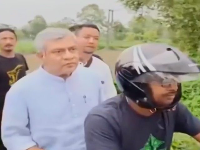 Video: Railways Minister Reaches Bengal Train Accident Site On Motorcycle