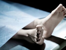 अरे बाप रे! लाश के पास 10 मिनट बैठने के लिए 25 हजार रु सैलरी दे रही ये कंपनी, ऐसे होगा सेलेक्शन अरे बाप रे! लाश के पास 10 मिनट बैठने के लिए 25 हजार रु सैलरी दे रही ये कंपनी, ऐसे होगा सेलेक्शन
