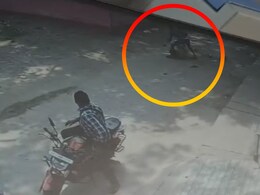बिहार : बच्चा साथ ले जाने से रोका तो बीच सड़क पर पत्नी को चाकुओं से गोदा, मौत बिहार : बच्चा साथ ले जाने से रोका तो बीच सड़क पर पत्नी को चाकुओं से गोदा, मौत