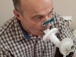 Father's day 2024 : क्या आपके पापा हैं 50 प्लस तो जरूर कराएं ये 5 मेडिकल टेस्ट, सेहत का ख्याल रखना है जरूरी