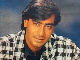 अजय देवगन के एक, दो या तीन नहीं 9 हमशक्लों को देख चकराया लोगों का दिमाग, बोले- ऐसा ही रहा तो अजय देवगन की सरकार बन जाएगी अजय देवगन के एक, दो या तीन नहीं 9 हमशक्लों को देख चकराया लोगों का दिमाग, बोले- ऐसा ही रहा तो अजय देवगन की सरकार बन जाएगी