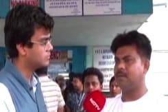 Kanchanjungha Express Accident: हादसे का शिकार हुए घायलों के परिवार वालों ने सुनाई अपनी दर्द भरी दास्तां Kanchanjungha Express Accident: हादसे का शिकार हुए घायलों के परिवार वालों ने सुनाई अपनी दर्द भरी दास्तां