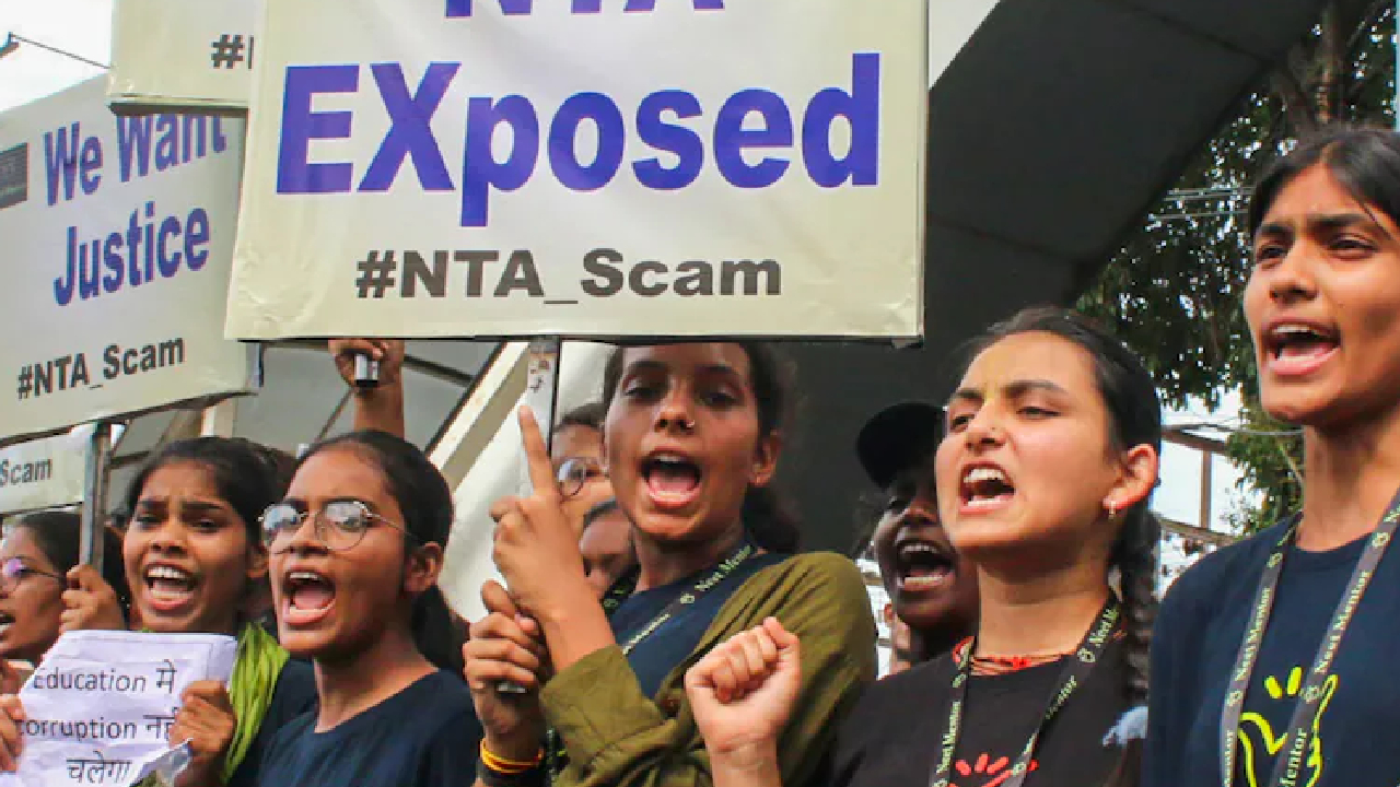 NET रद्द हो सकता है तो NEET क्यों नहीं?