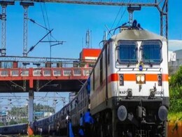 Indian Railways : दिल्ली-बिहार के रूट पर चलने वाली कई ट्रेनें रद्द, देखें डिटेल 