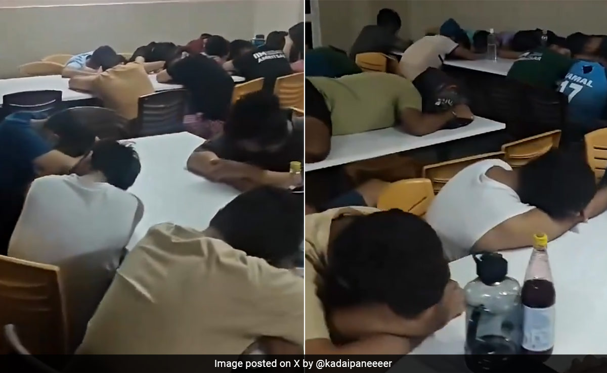 Video: IIM Amritsar Students Stage "Sleep Protest" In Mess, Demand AC In Dorms