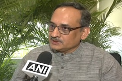 CVOTER Founder Yashwant Deshmukh Slams Rahul Gandhi For Modi Fantasy Poll Remarks CVOTER Founder Yashwant Deshmukh Slams Rahul Gandhi For Modi Fantasy Poll Remarks