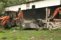 Pune Demolishes Illegal Buildings Where 'Drug Abuse' Is Rampant Pune Demolishes Illegal Buildings Where 'Drug Abuse' Is Rampant